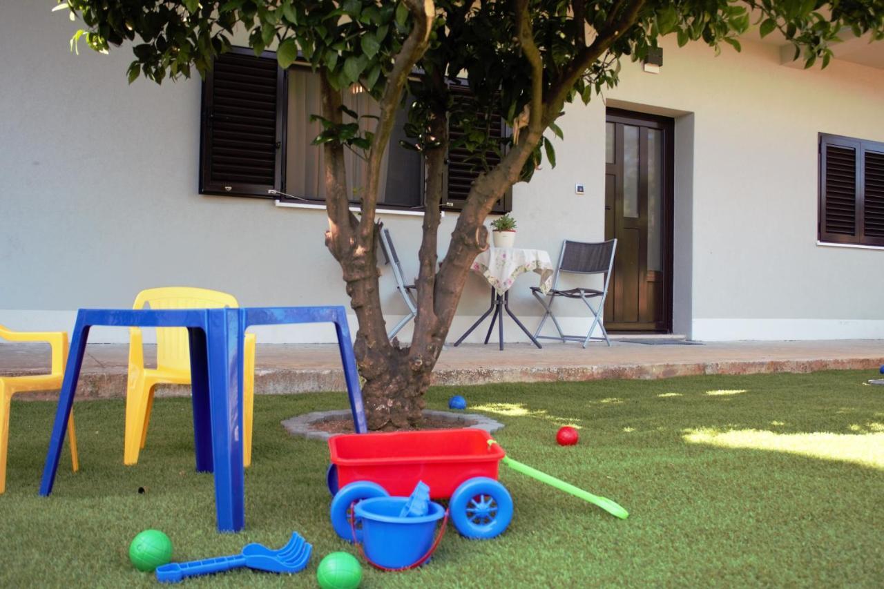 Nest For A Rest Apartment Seget Vranjica Exterior photo